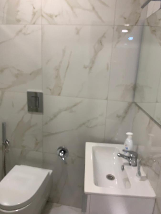 Appartamento Viky House Chiaja 1 Napoli Esterno foto