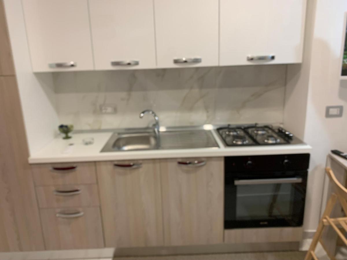 Appartamento Viky House Chiaja 1 Napoli Esterno foto