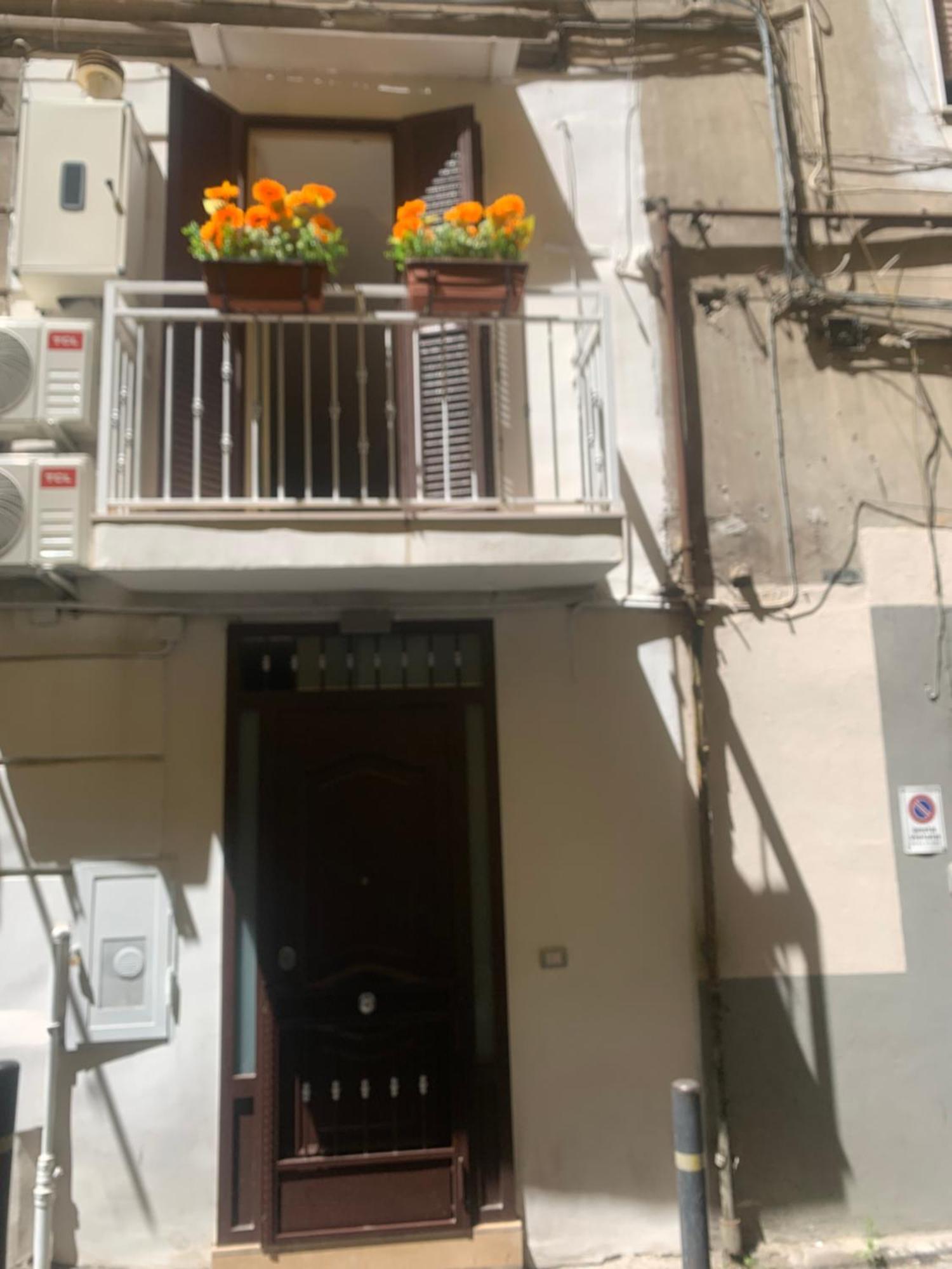 Appartamento Viky House Chiaja 1 Napoli Esterno foto
